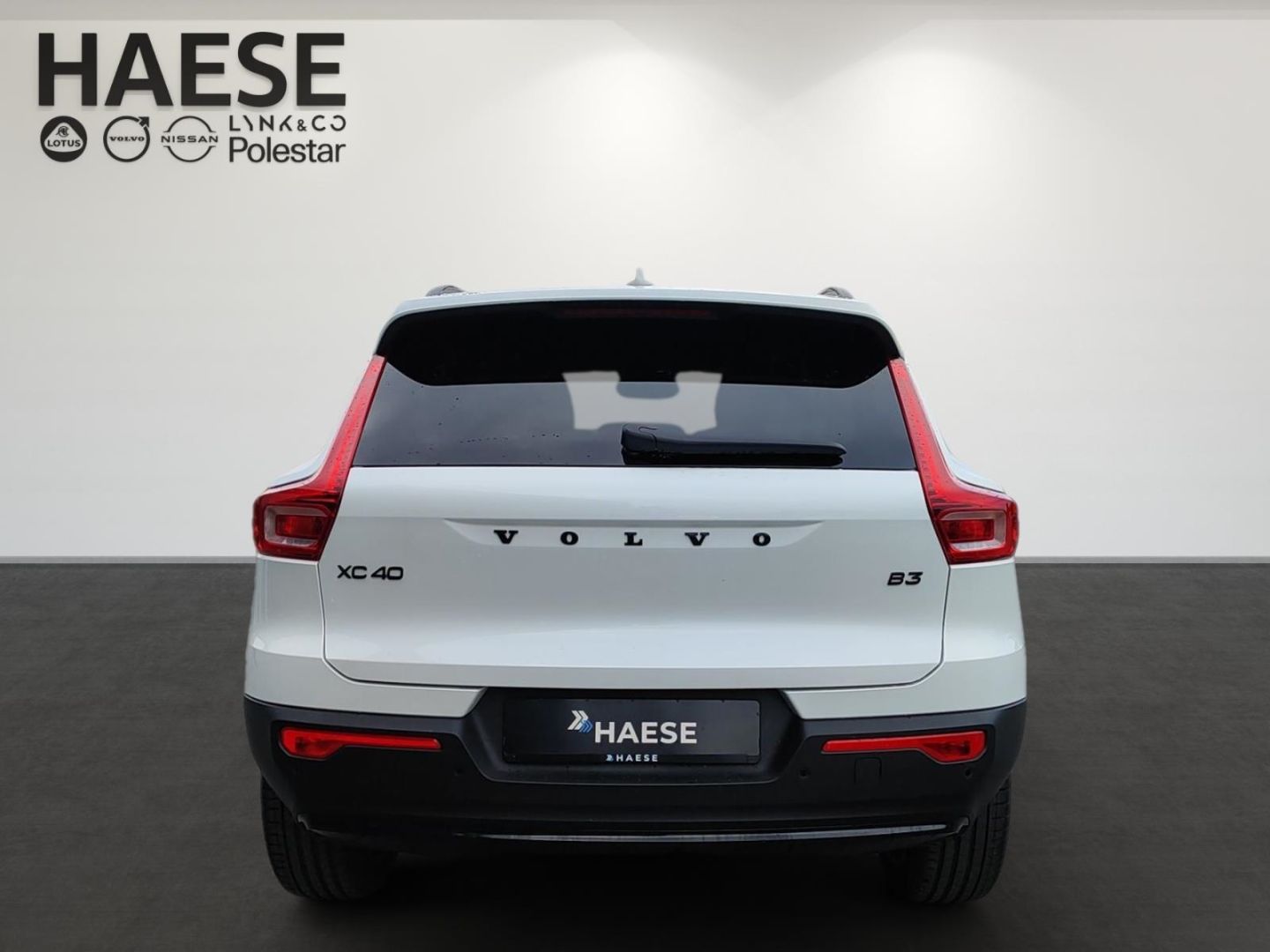 Volvo XC40 B3 Plus Black Edition 2WD StandHZG Digitale foto 6