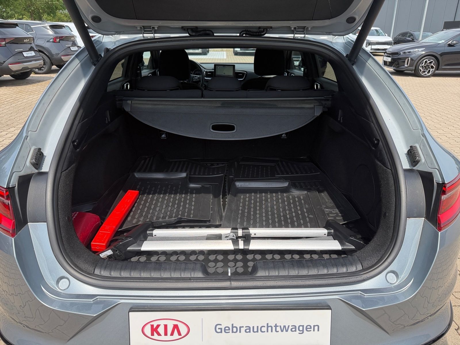 Fahrzeugabbildung Kia PROCEED 1.4T DCT7 GTL NAV TEC