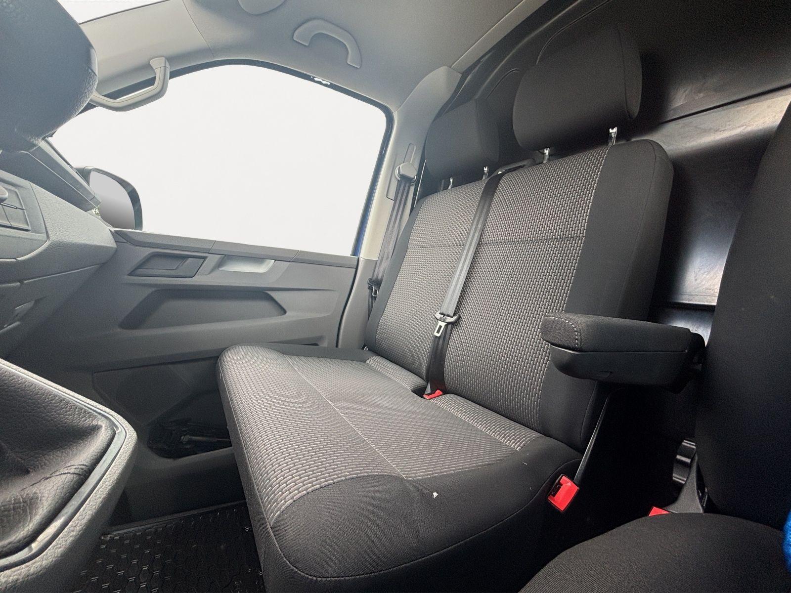 Volkswagen T6.1 Kasten 2.0 TDI LR AHK+PDC+Klima+Navi+StandH