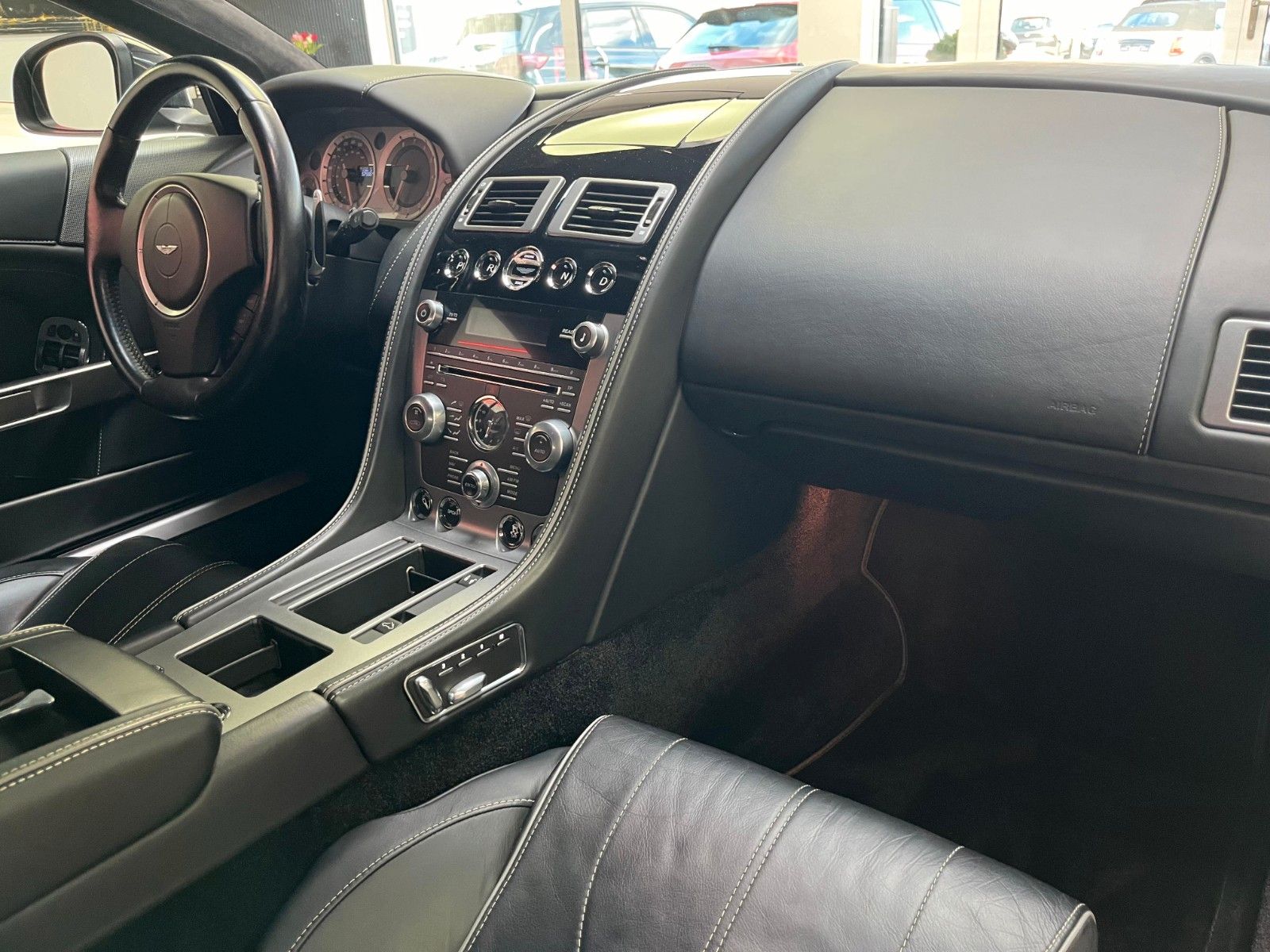 Fahrzeugabbildung Aston Martin DB9 / Virage Volante V12*Carbon-Ceramic-Brakes*