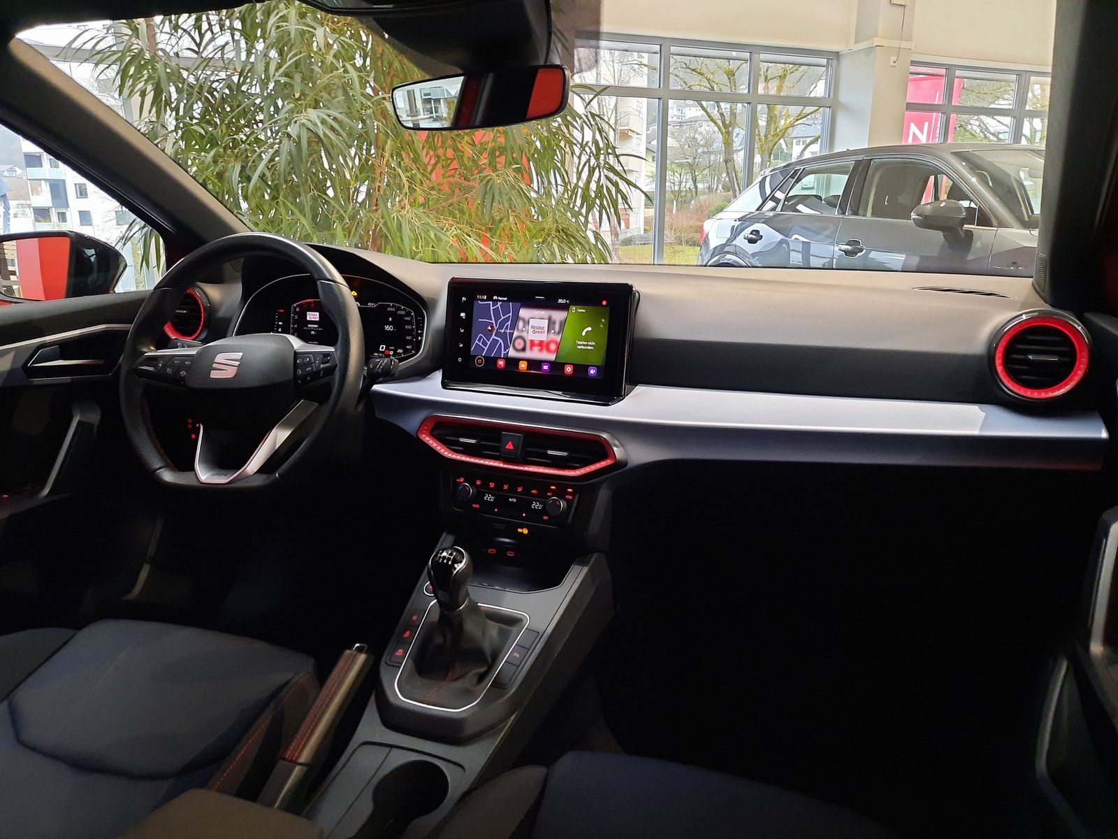 Fahrzeugabbildung SEAT Ibiza FR TSI *Navi*Cam*LED*Einparkh*MirrorLink*