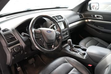Ford Explorer - 9