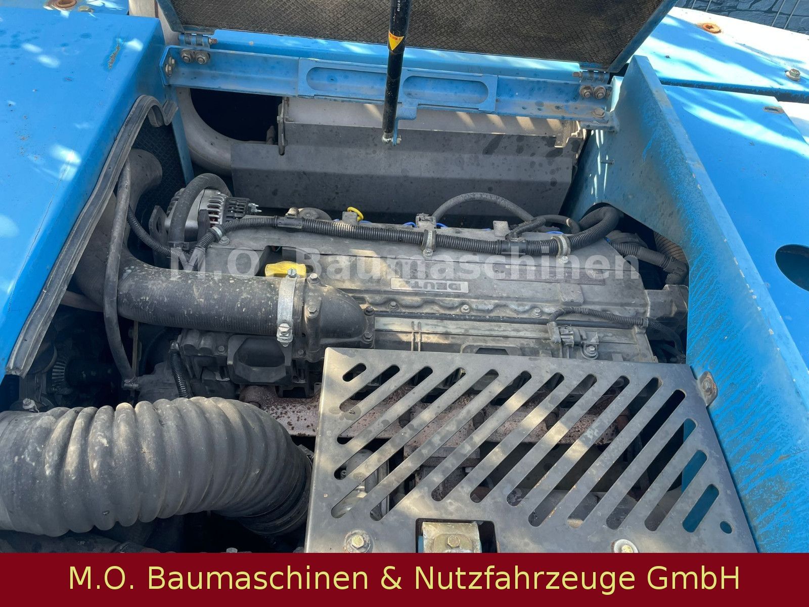 Fahrzeugabbildung Fuchs MHL 335 / ZSA /AC/ Hochfahr.Kabine/Magnetanlage