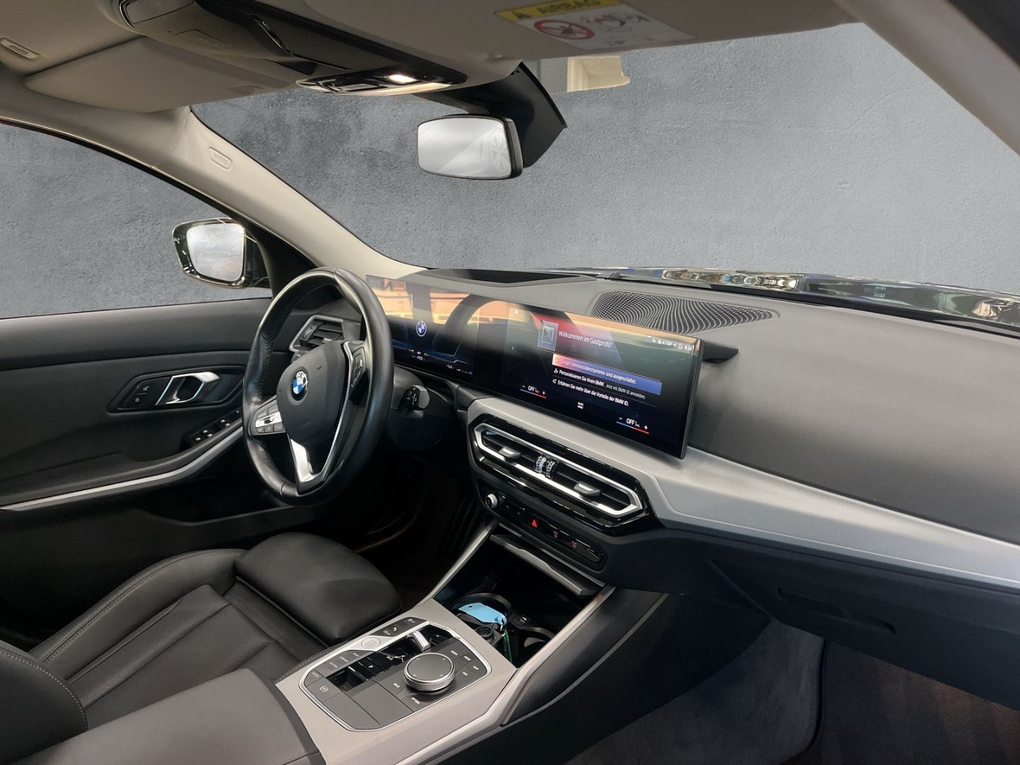BMW 318 i TOURING AUTOMATIK LC PROF LED PDC KAMERA foto 12