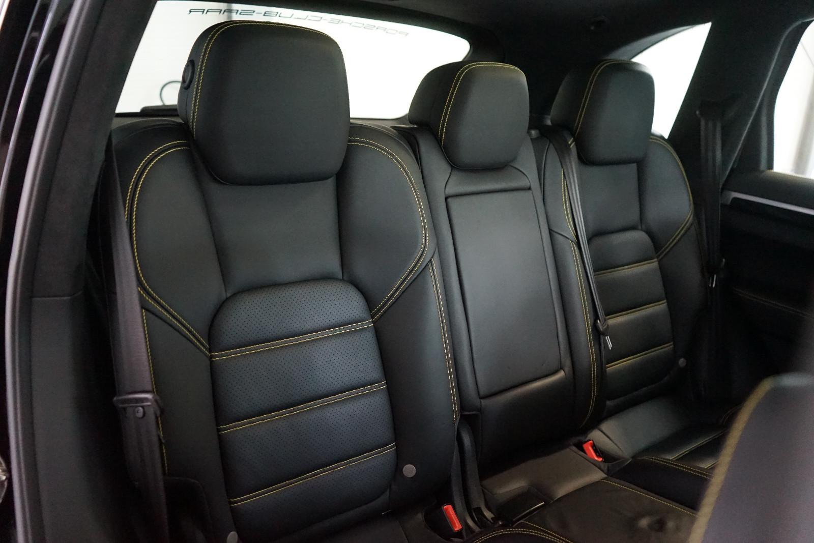 Porsche Cayenne Turbo TECHART AHK+Standhz+SportChrono