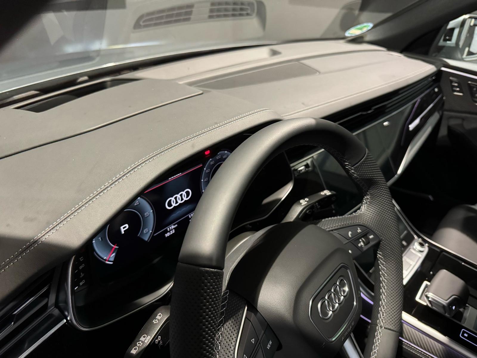 Audi Q8 – 18