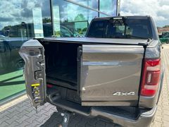 Fahrzeugabbildung Dodge RAM 1500 Limited LPG Luft LED HUD  Retrax dt.Fzg