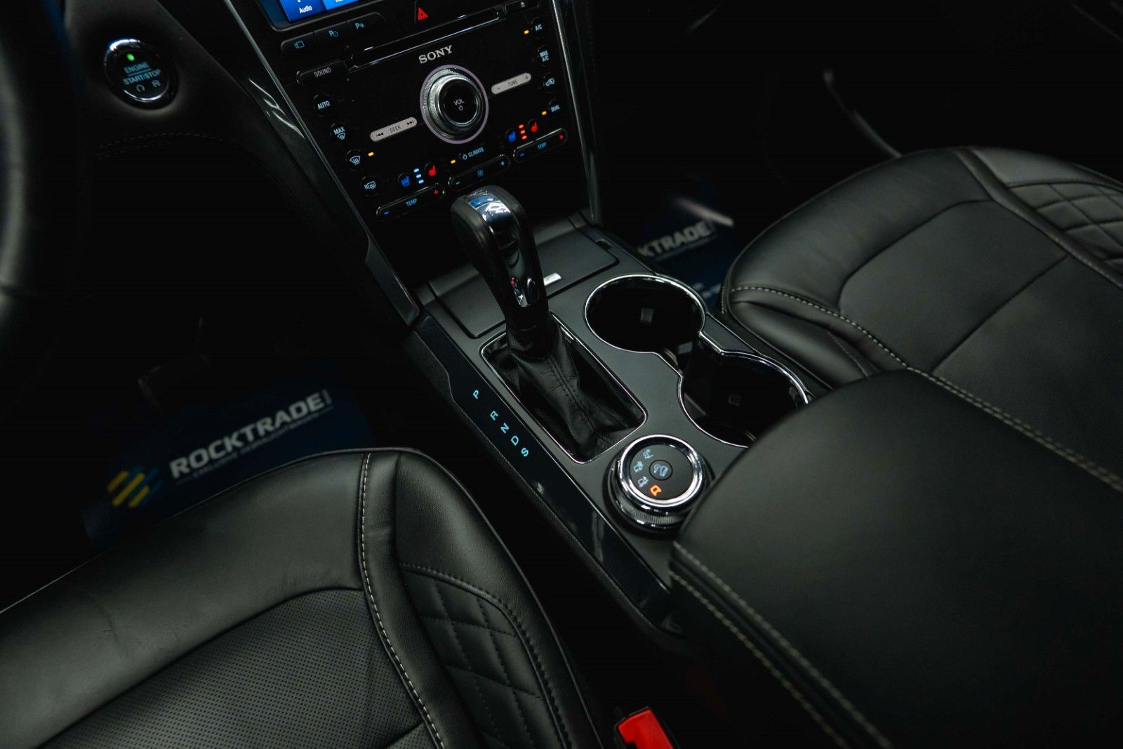 Fahrzeugabbildung Ford Explorer 3.5 V6 4x4 PLATINUM Twin-Turbo EcoBoost