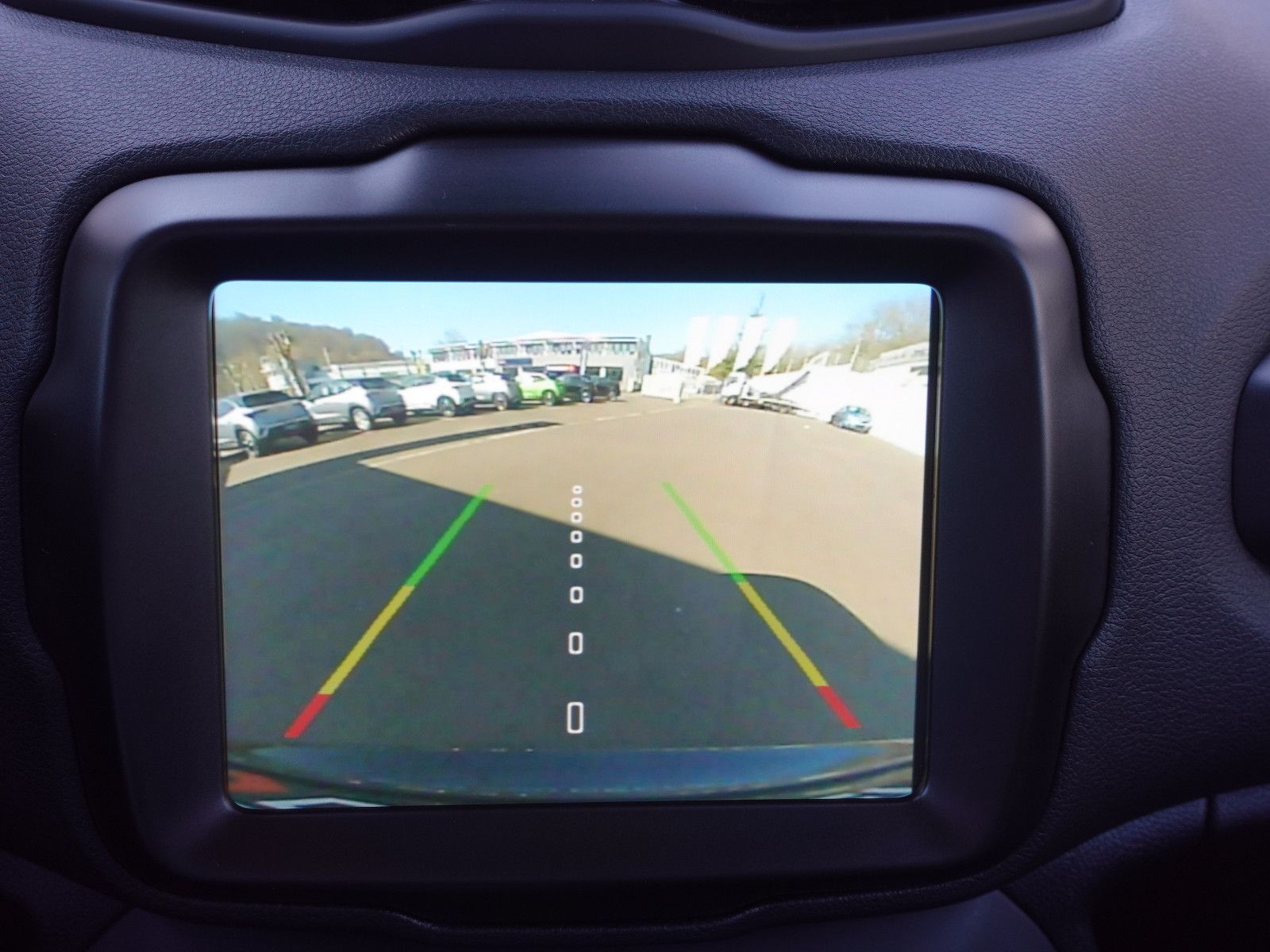 Fahrzeugabbildung Jeep Renegade 1.5 AUTOMATIK E-Hybrid S-Edition SHZ