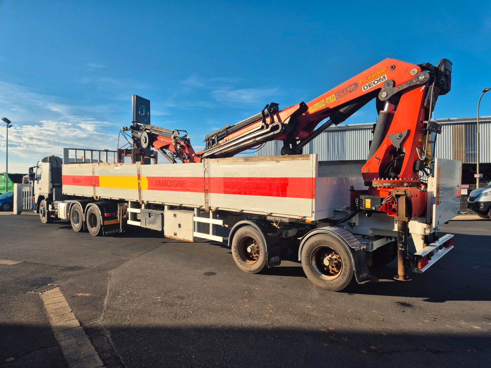 Fahrzeugabbildung Andere MOL CY NV 1214/20T/37 Palfinger PK44002