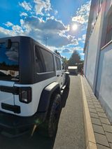 Jeep Wrangler 2.8l CRD Unlimited Sahara Automatik... - Jeep Wrangler: Crd