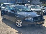 Audi A4 1.9TDI TÜV NEU*1Hand*Klimaautom*Xenon*AHK*ALU - Audi A4 aus 2002: 1.9