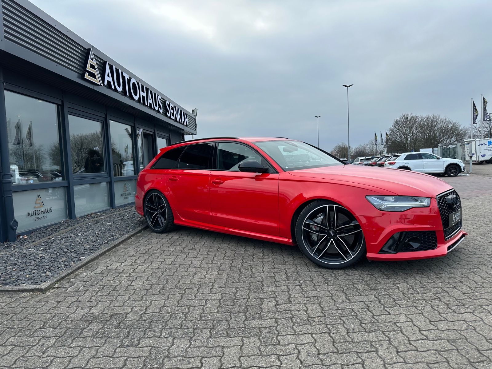 AUDI RS6 R Avant 4.0 TFSI quattro*CARBON*DOWNPIPE*R8*
