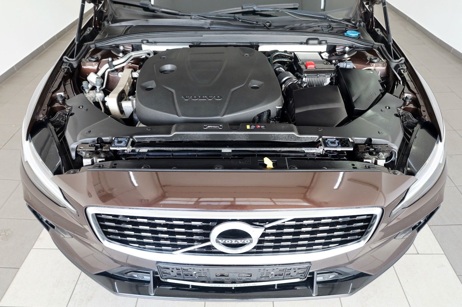 Fahrzeugabbildung Volvo V60 R Design Leder,Navi,LED,Harman/K,Kamera