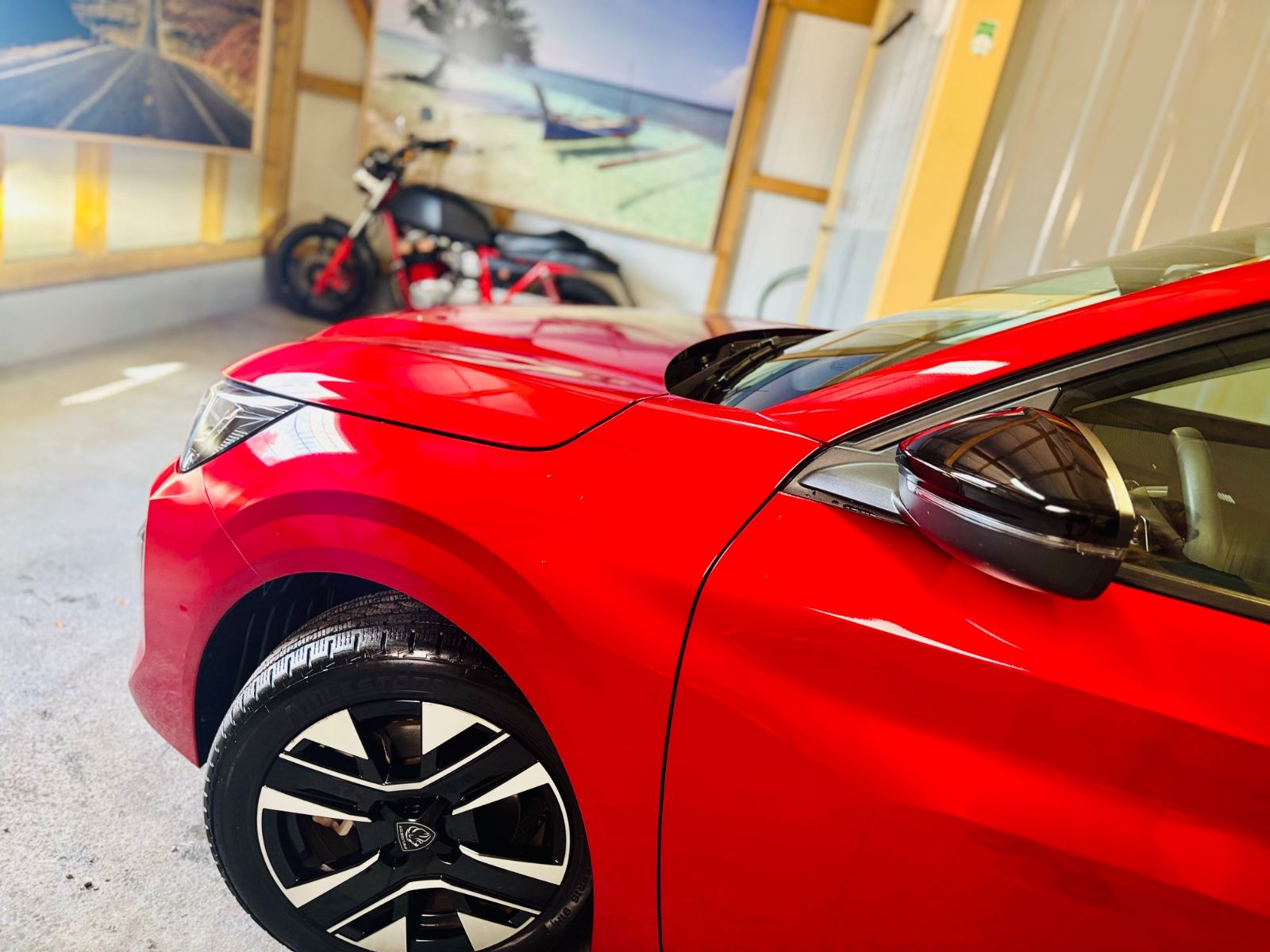 Peugeot 208 Hybrid 100 Allure Automatik/Sitzheizung imagem 3
