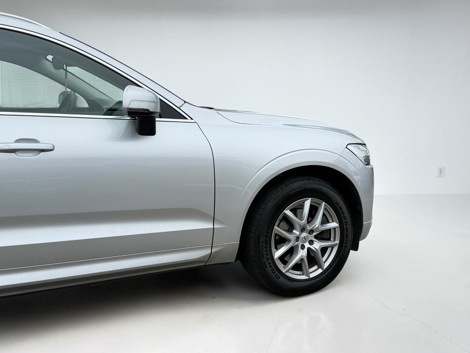 Volvo XC60 Momentum Pro*LEDER*ACC*LED*SENSUS*APPLECAR