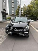 Mercedes-Benz Mercedes ML 350 CDI Bluetec 4Matic - Mercedes-Benz ML 350 in Kassel