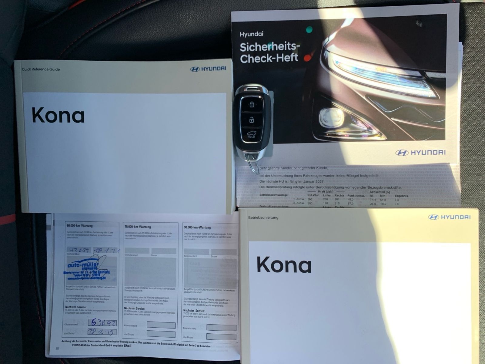 Fahrzeugabbildung Hyundai KONA 1.6 T-GDI Unique Navi LED