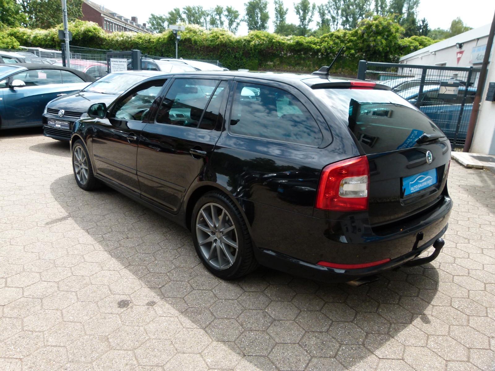 Skoda Octavia 2011 — photo 8