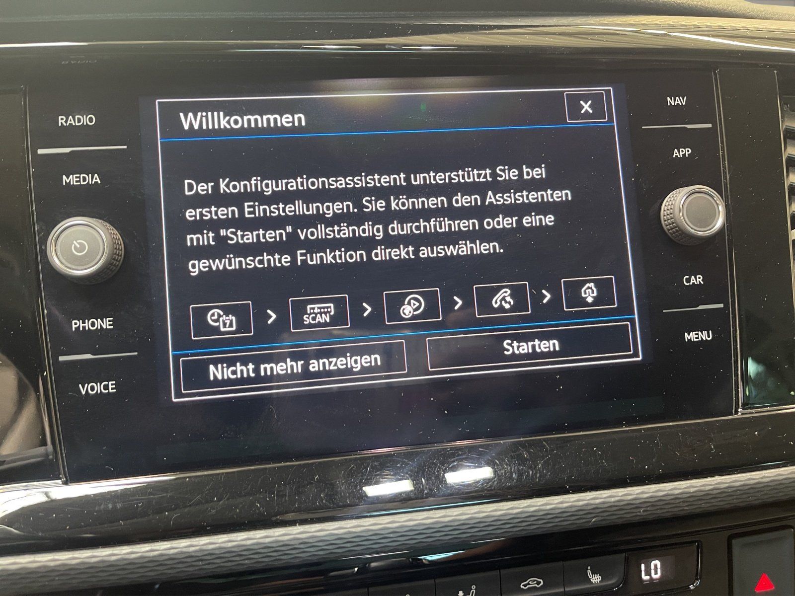 Volkswagen T6.1 Multivan 2.0 TDI FWD Generation Six foto 13