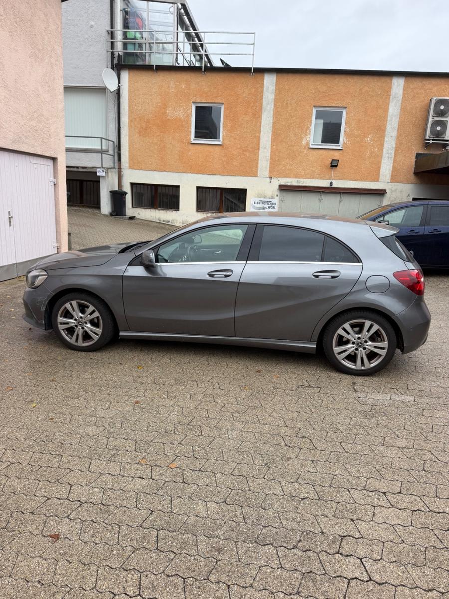 Mercedes-Benz A 200