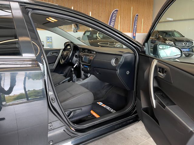 Toyota Auris Life+ Lim. 1.6 Edition *AHK*KAMERA*KLIMAA.