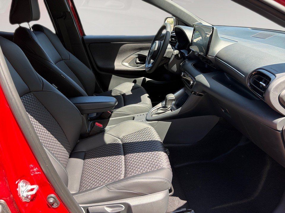 Fahrzeugabbildung Mazda 2 Hybrid Homura