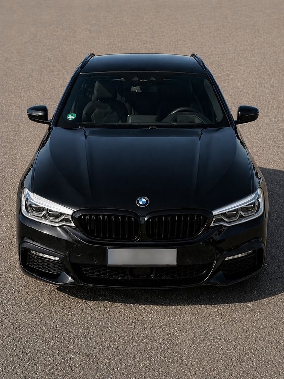 Image of BMW 540