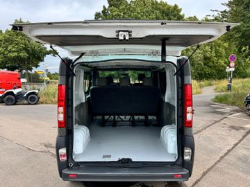 Opel Vivaro - 10