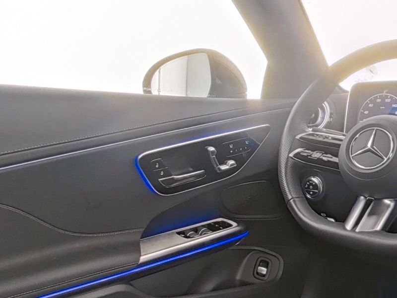 Mercedes-Benz CLE 220 d Cabrio AMG NIGHT KAM AIRSCARF MEMO foto 9