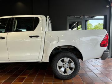 Toyota Hilux - 4