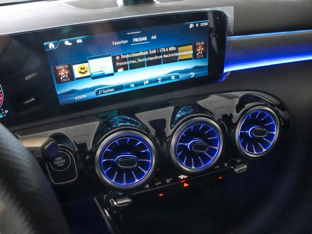 Mercedes-Benz A 250e-AMG-NIGHT-MULTIBEAM-KAMERA-AHK-UVP 53.500
