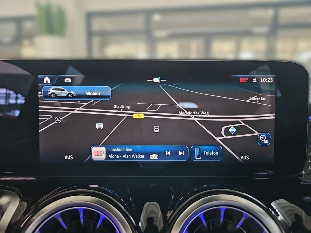 Fahrzeugabbildung Mercedes-Benz GLB 200 +PROGRESSIVE+AHK+360+TOTWINKEL+DISTRONIC