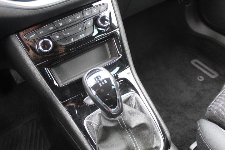 Fahrzeugabbildung Opel Astra K Elegance*LED*Navi*PDC*Sitzheizung