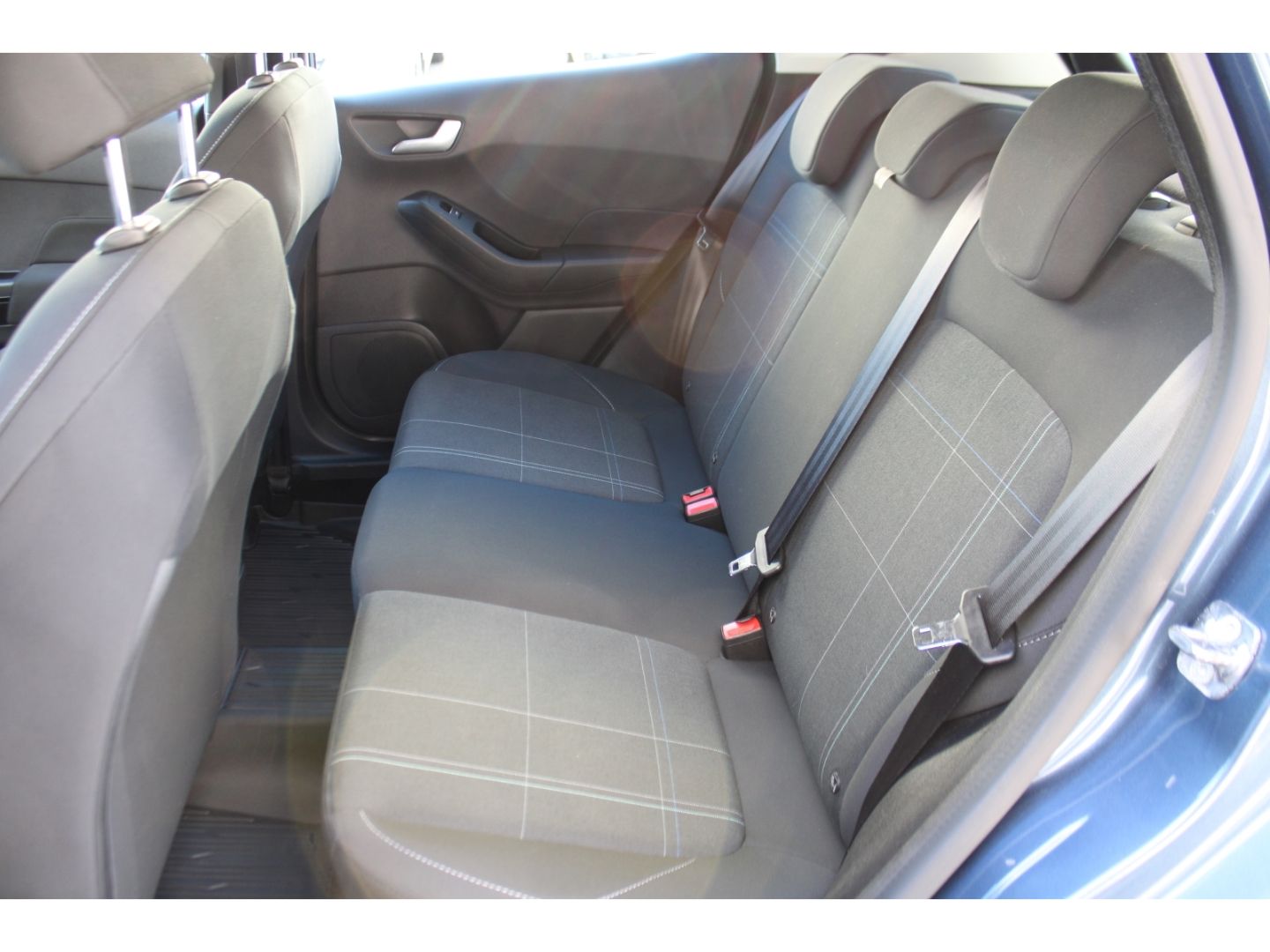 Fahrzeugabbildung Ford Fiesta Cool & Connect AppLink GRA PDC Winter-P.