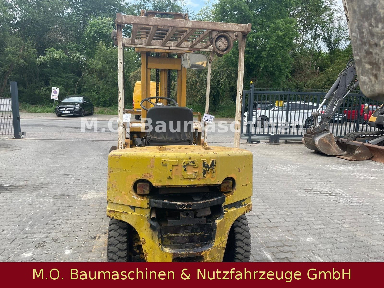 Fahrzeugabbildung TCM FD 25 - Z4 / 2,5 t / 4,00m / Duplex /