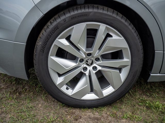 Foto Nummer 5: SKODA Enyaq