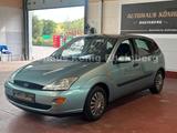 Ford Focus 1.6 Ambiente Autom. - gebrauchte Ford Focus aus dem Jahr 2000