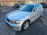 BMW 116 1 Limousine 116i - BMW 116 aus 2006: 116i