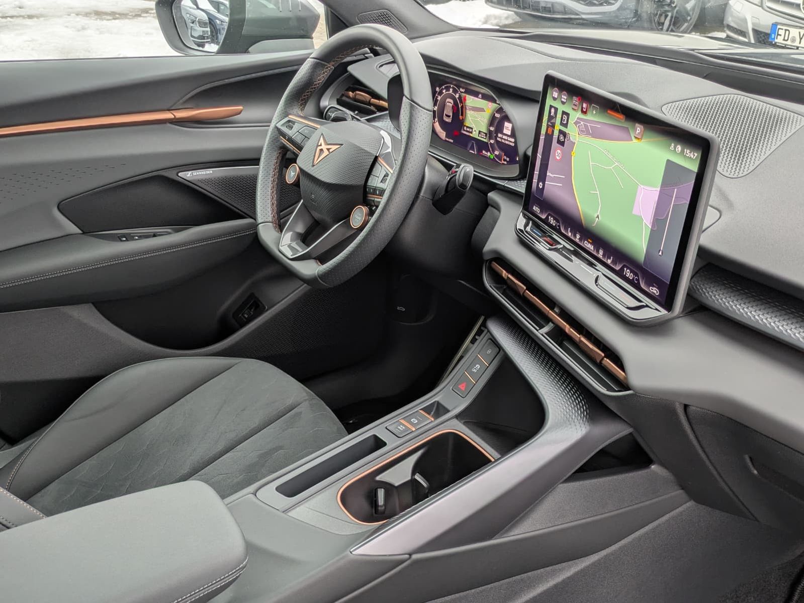 Fahrzeugabbildung CUPRA Terramar 2.0 TSI 4D VZ HUD*MATRIX*PANO*DCC*20"