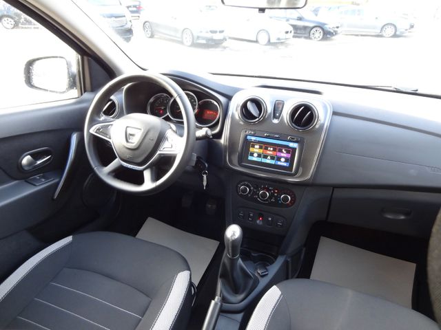Fahrzeugabbildung Dacia Sandero II Stepway Prestige/1.Hd/Kam/Navi/