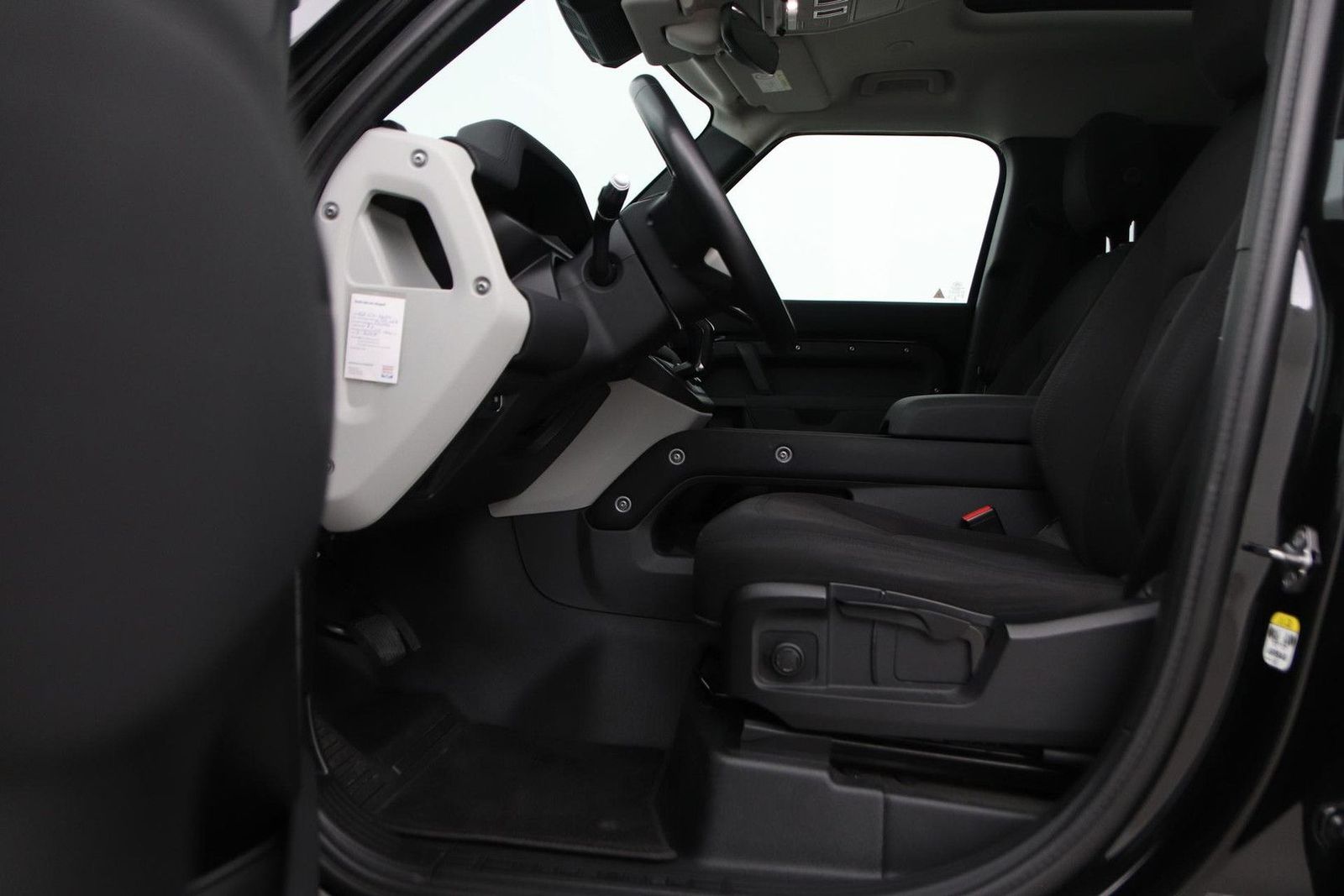 Land Rover Defender 110 D240 | COMMERCIAL | panorama dach | imagem 3