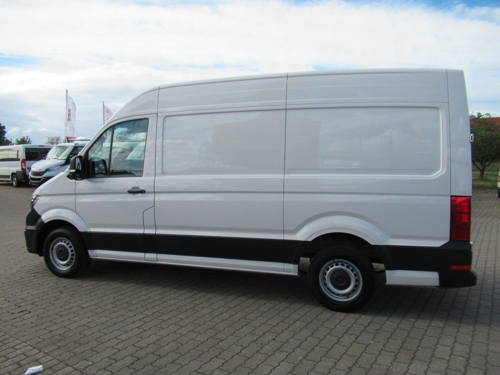 Volkswagen Crafter - 1