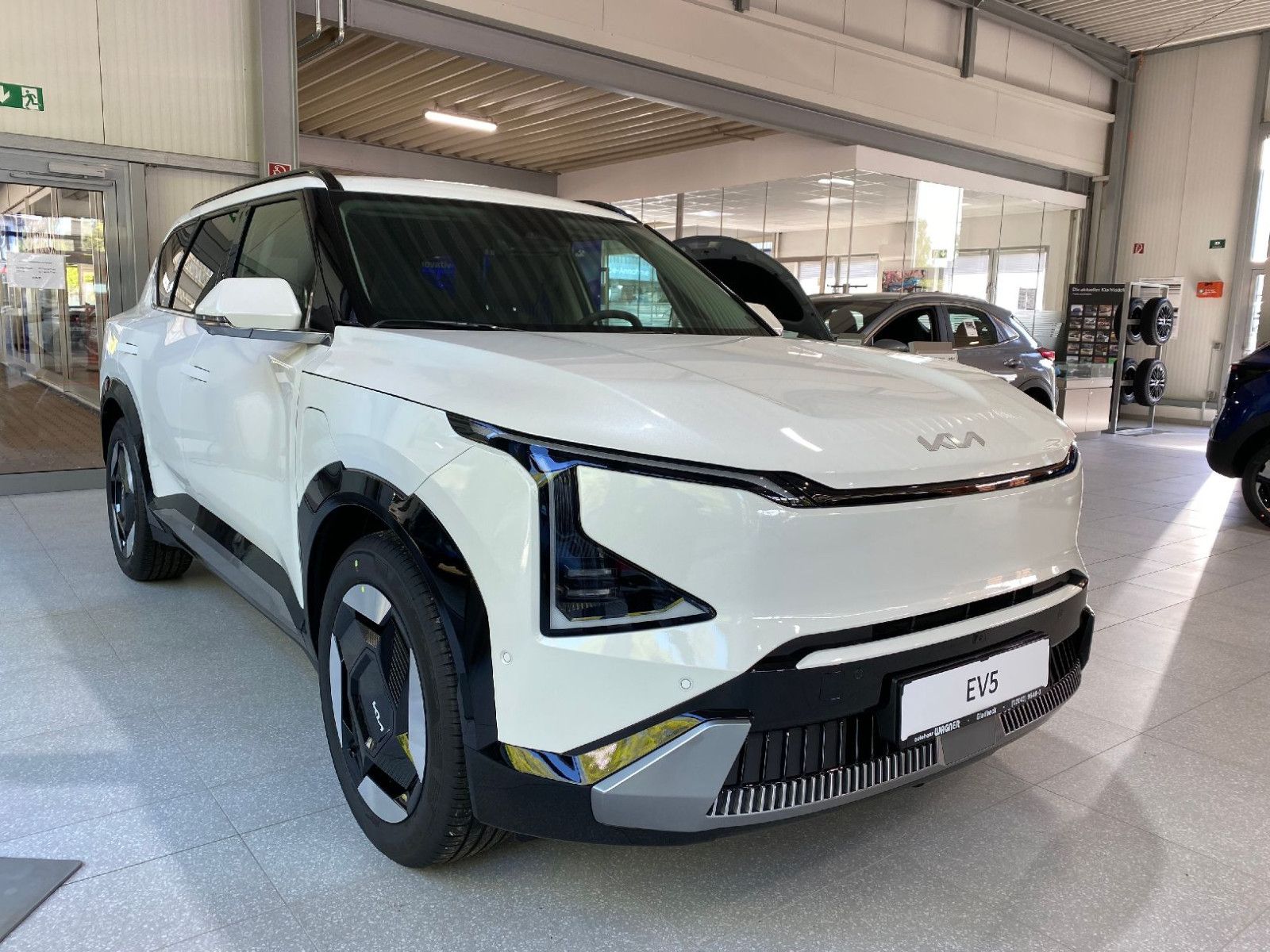 Kia EV5 81,4 160 kW Earth - DriveWise - Sound - LED