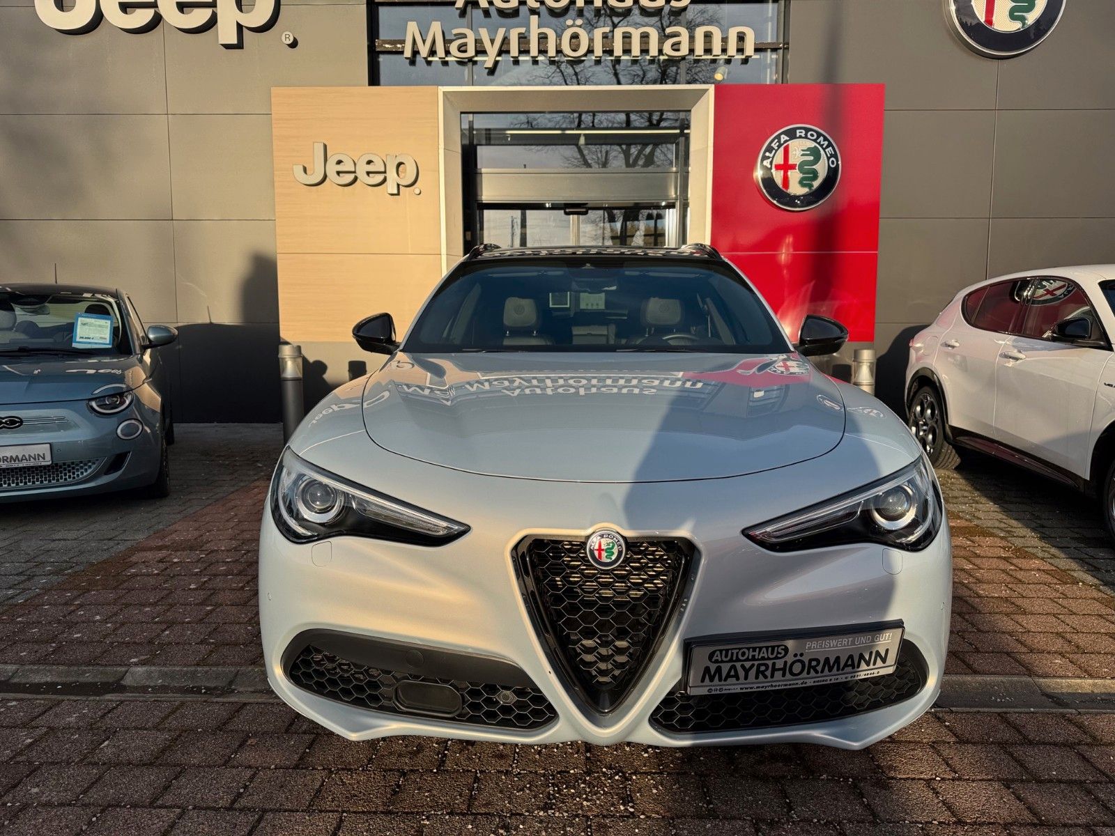 Fahrzeugabbildung Alfa Romeo Stelvio VELOCE Panorama Memory Navi AHK