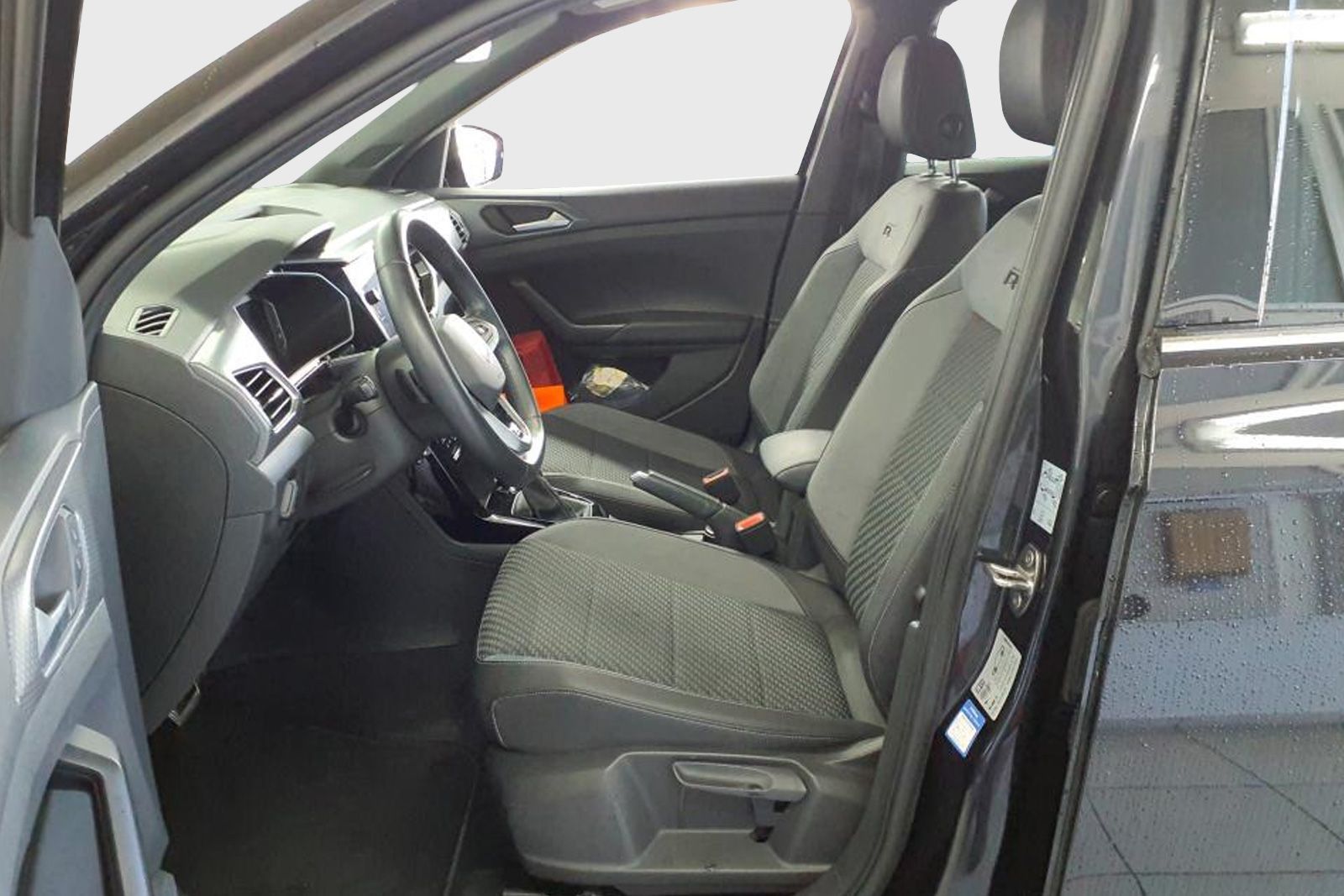 Volkswagen T-Cross - Bild 4