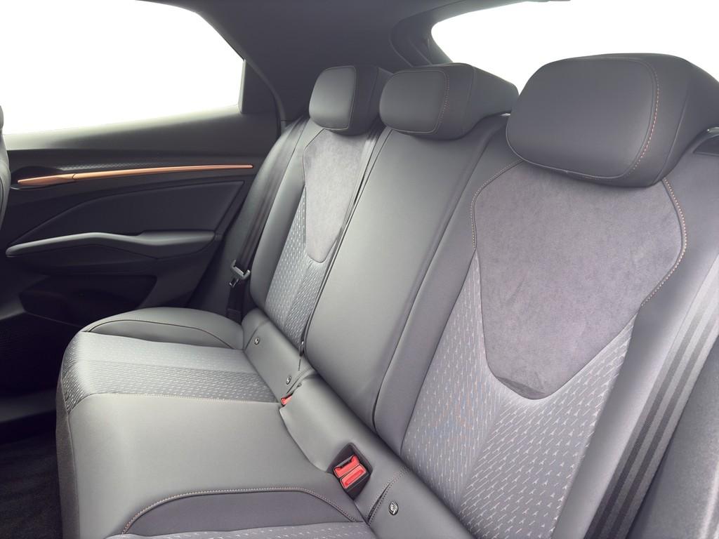 Cupra Raval 52 kwh Endurance Edition Dynamic MATRIX*NA