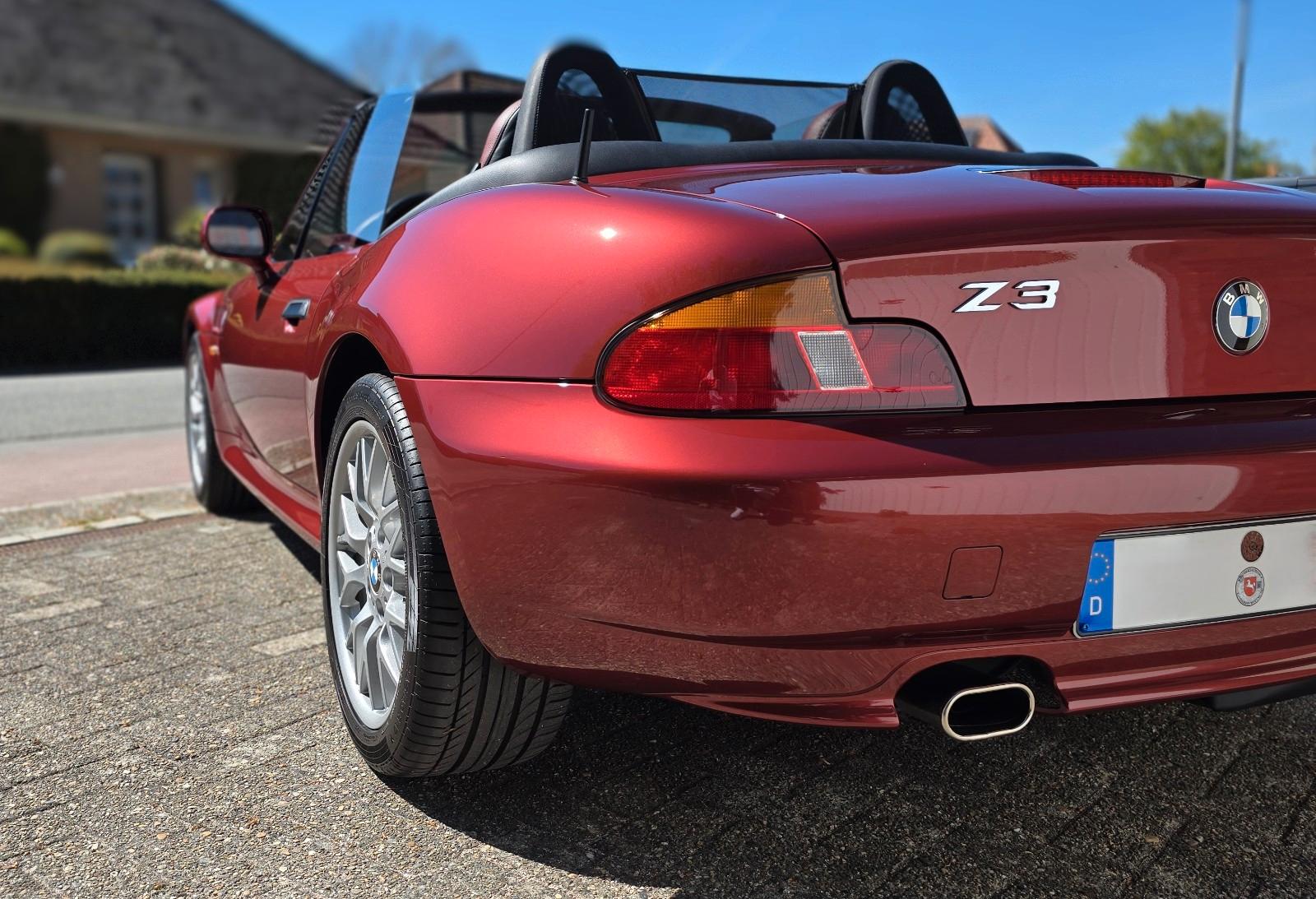 BMW Z3 Roadster 1.8 - Siena Rot (Selten)
