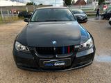 BMW 320 Baureihe 3 Lim. 320i - BMW 320 aus 2005: 320i