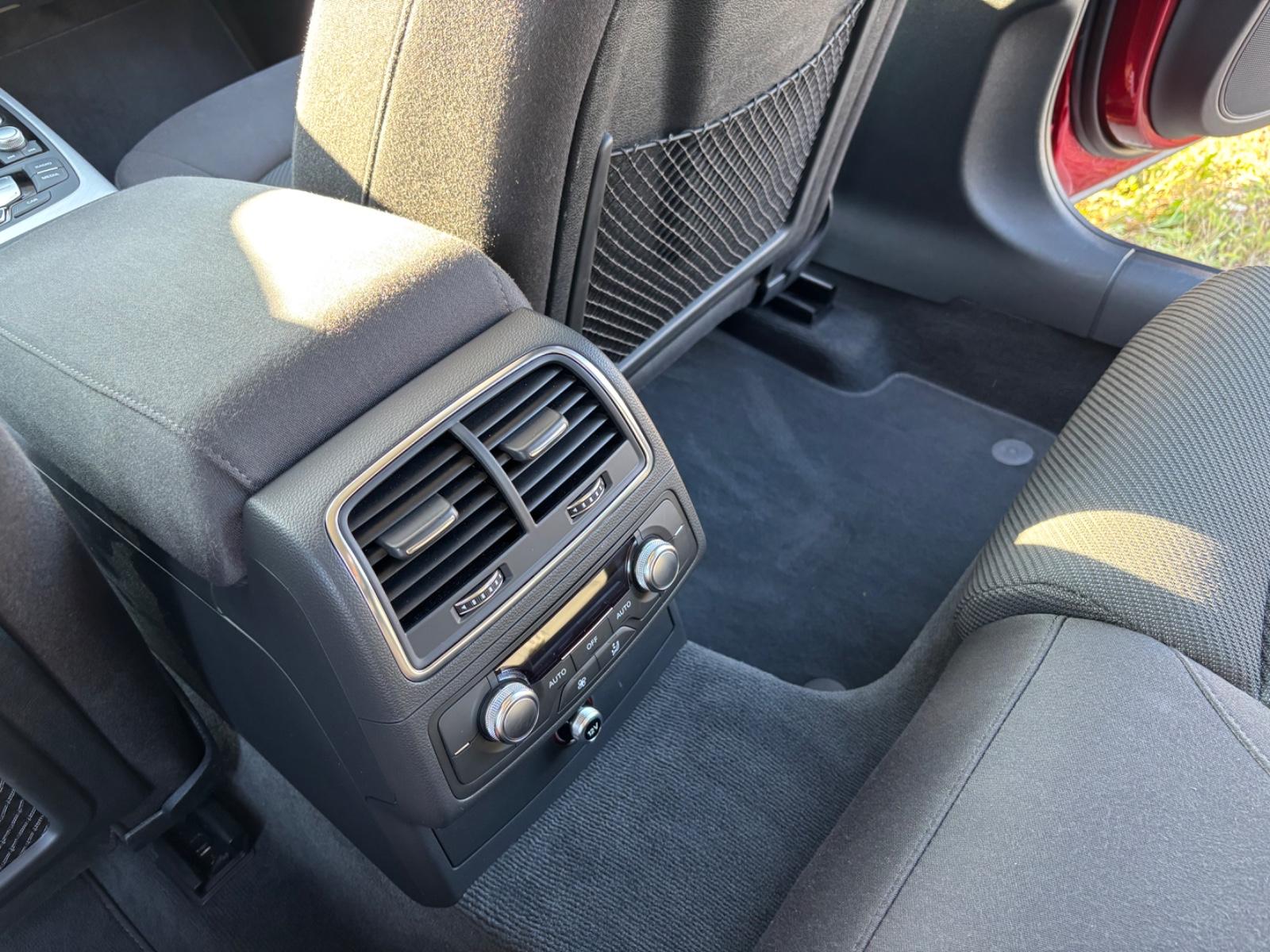 Audi A6 3.0 TDI quattro StHz, AHK, LED 